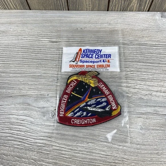 Vintage Kennedy Space Center Nasa Souvenir Space Emblem Made In USA - Picture 9 of 16